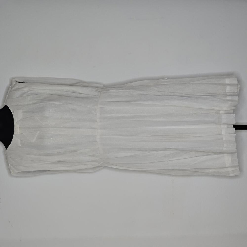 NWT ModCloth Women's White/Pleat-est Things Mini Dress Size Medium